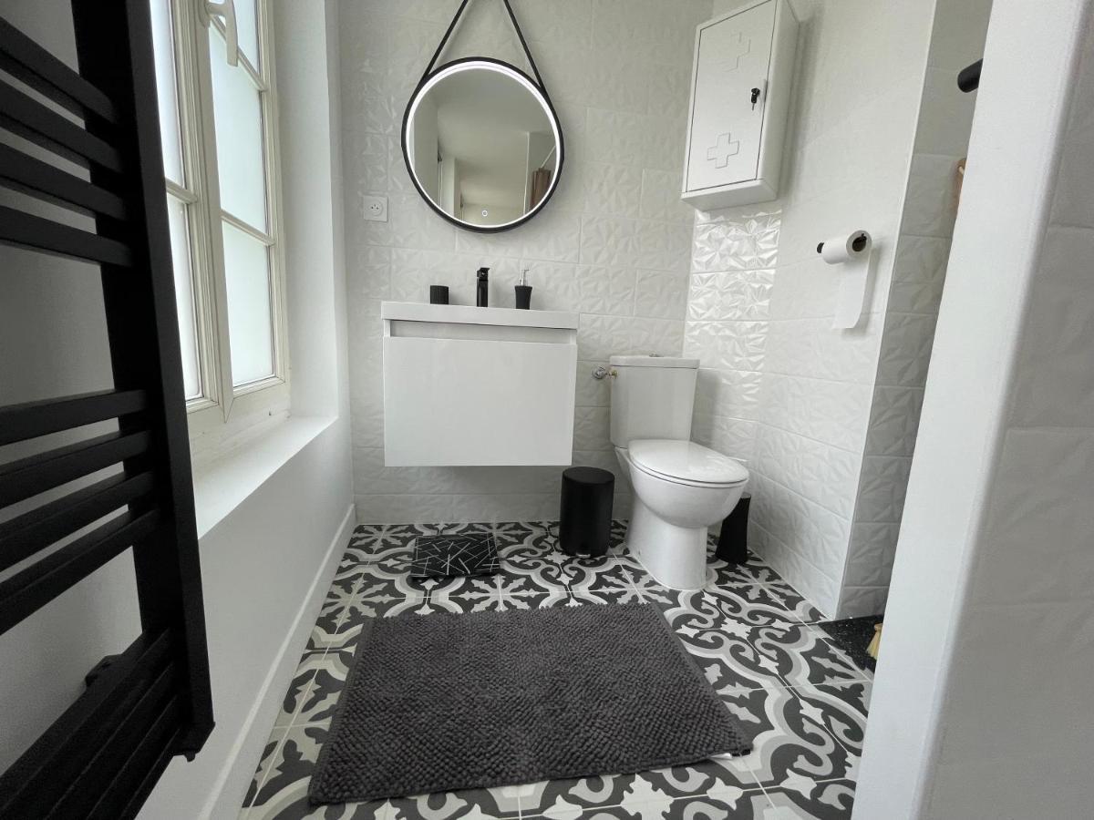 Ferienwohnung Le Petit Poitevin -Hyper Centre - Wi-Fi- Netflix Gratuit Niort Exterior foto